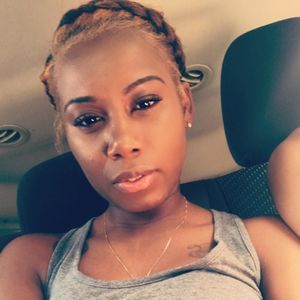 Meet your Posher, Crystal